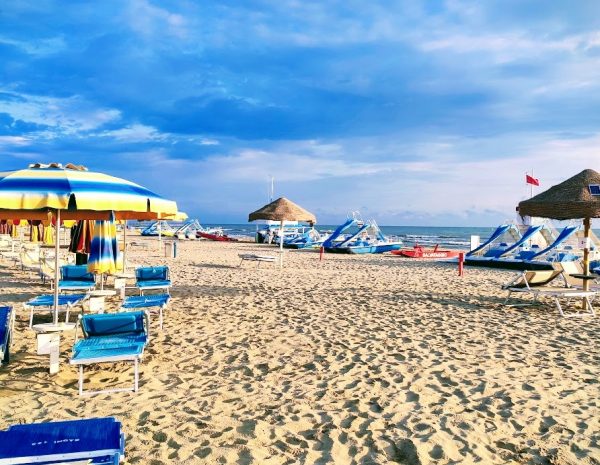 La spiaggia e il mare di Rimini