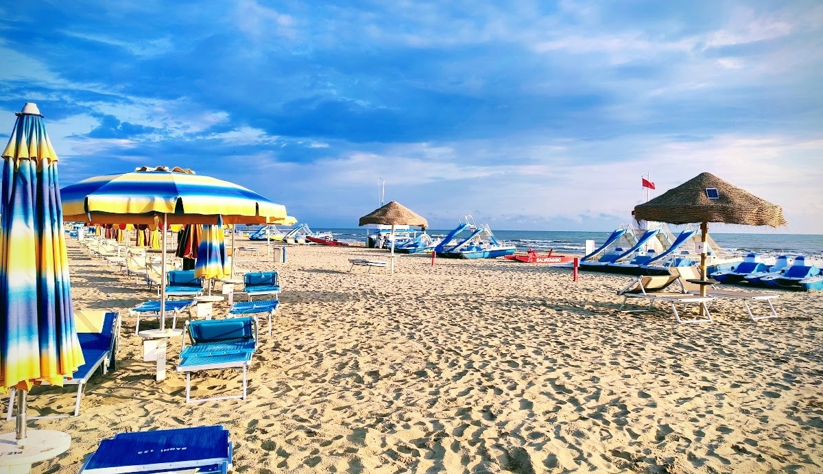 La spiaggia e il mare di Rimini