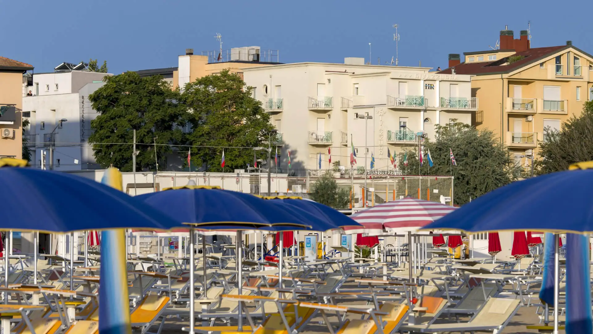 Hotel Rivazzurra 3 stelle Rimini Fronte mare